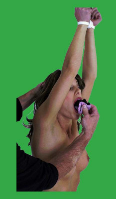 GAGGING_B.jpg