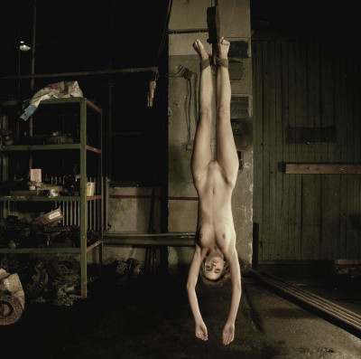 tortured_emma_06.jpg