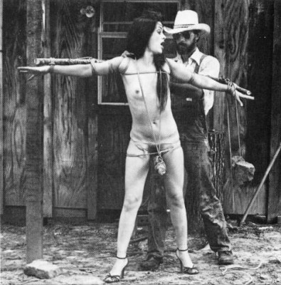 One of the best, if not the best scene in that clip. Especially when B yanks her body up by the hair after having forced her to bend forward. . .