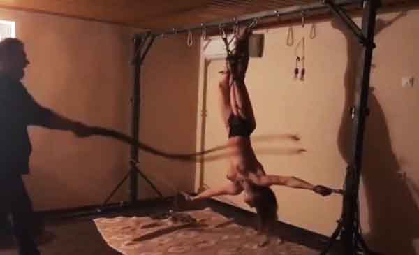 Various-short-clips-15-upsiddown.jpg