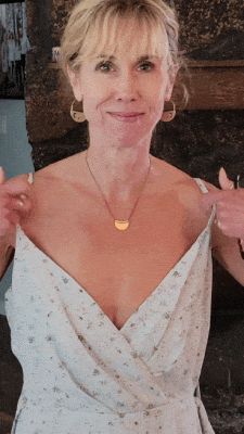 b.gif